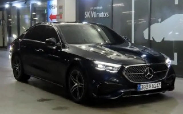 슈퍼렉스턴 중고차 E-클래스 W214 E300 4MATIC 매물 사진 7 - 2025/09 7,579km